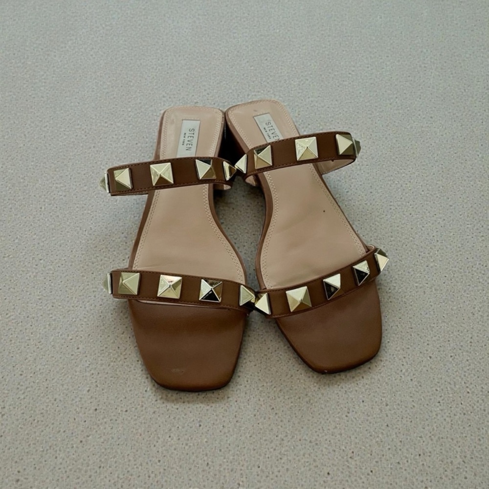 Steve Madden Tan Studded Women's Sandals